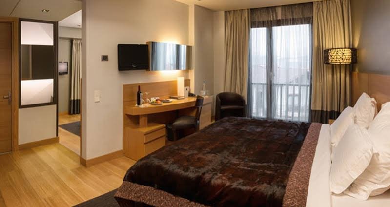 Фото Esperos Palace Luxury & SPA Hotel