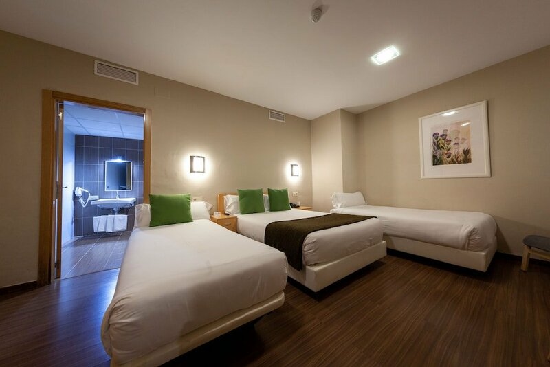 Гостиница Hotel Vettonia в Мериде