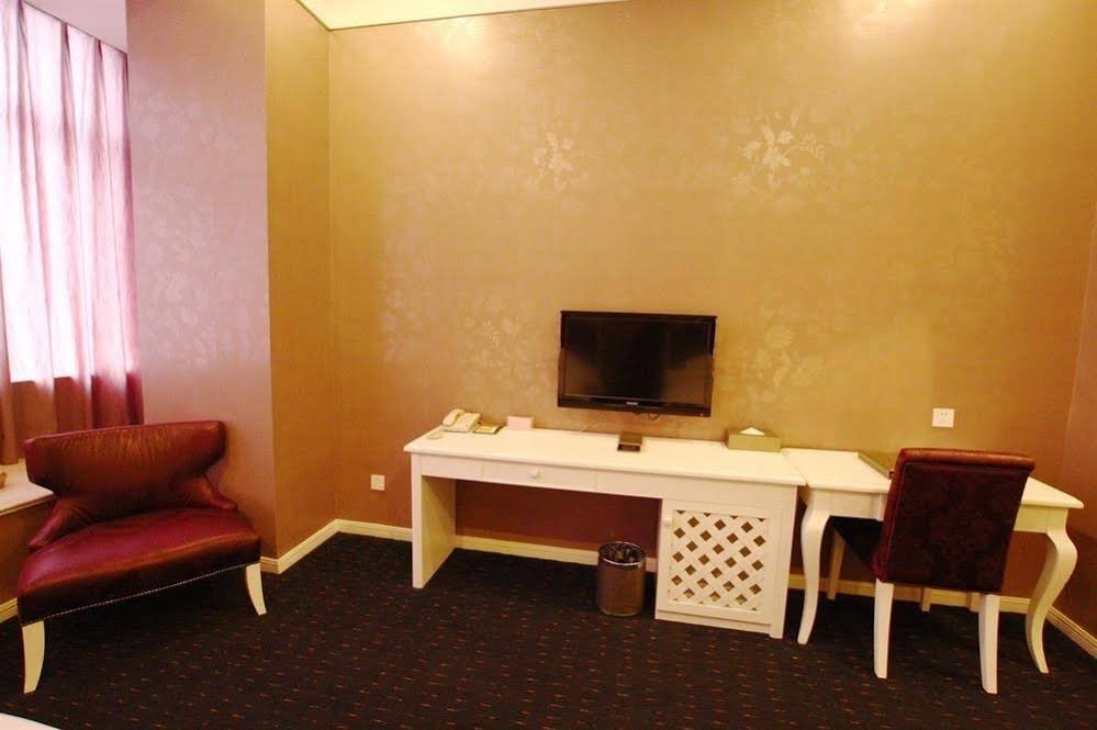 Фото 143793881972