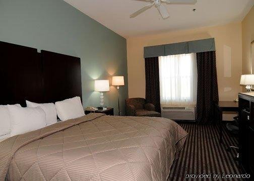 Фото Comfort Inn & Suites Grenada