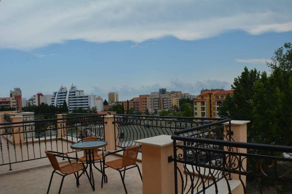 Фото Avenue Deluxe