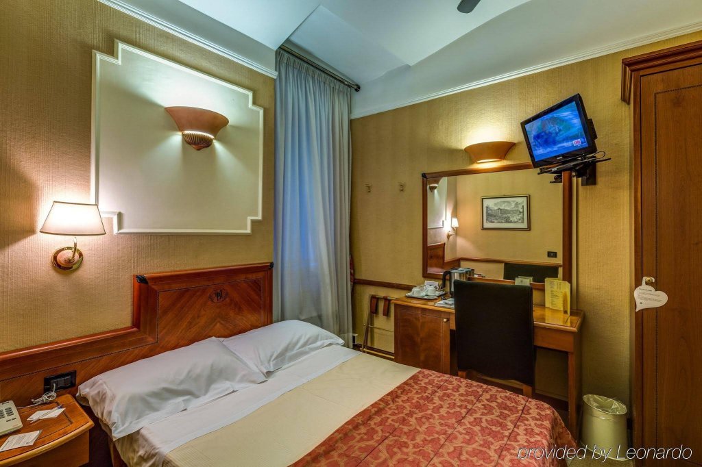 Фото Generator Rome