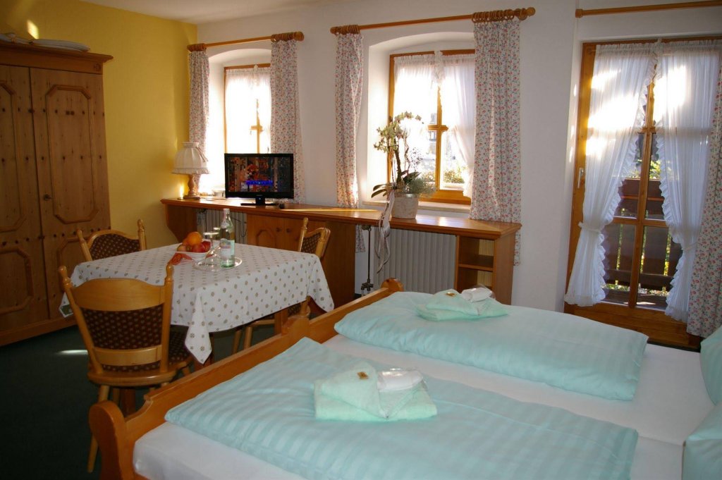 Фото Landgasthof Goldener Pflug