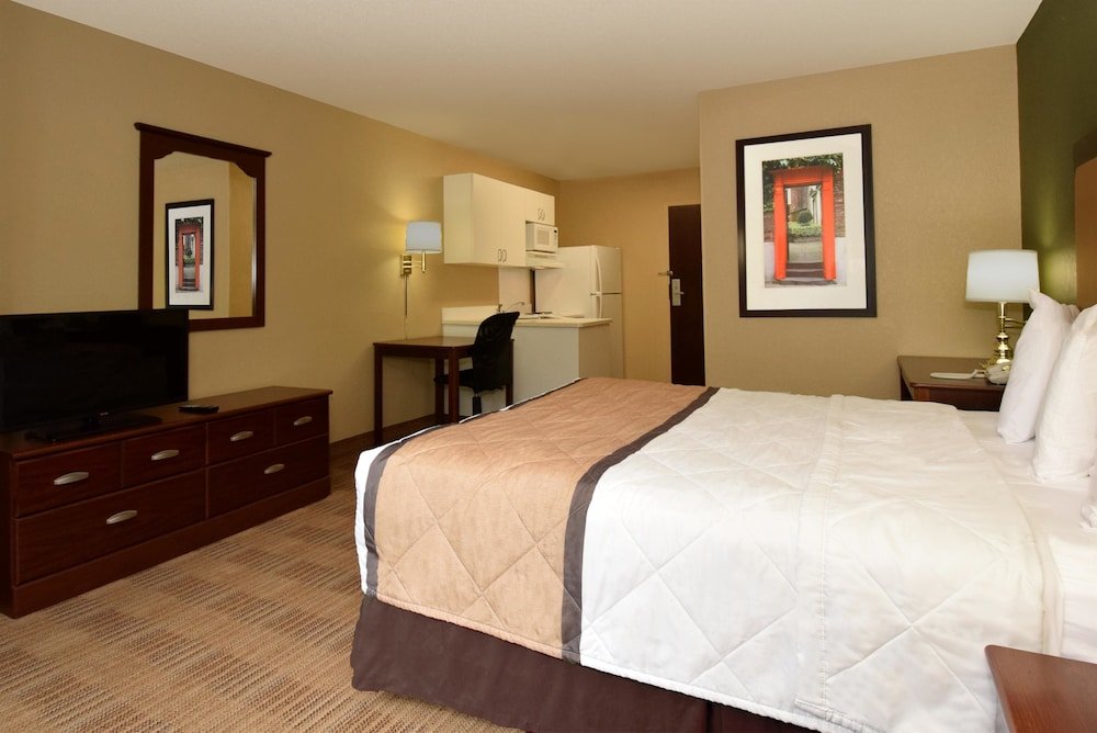 Фото Extended Stay America Suites San Diego Mission Valley Stadiu