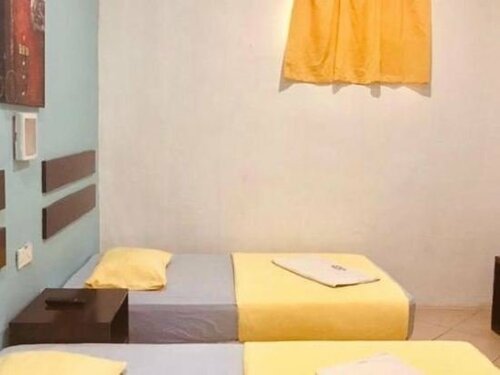 Гостиница Holiday Dive Inn в Семпорне