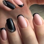 Rukty (Aurora Street, 109) ، صالون العناية بالأظافر