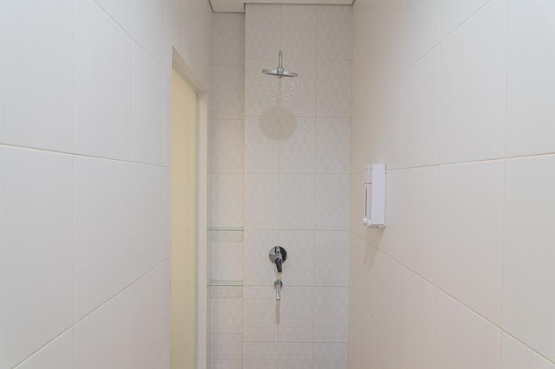 Фото RedDoorz @ Malabar Street