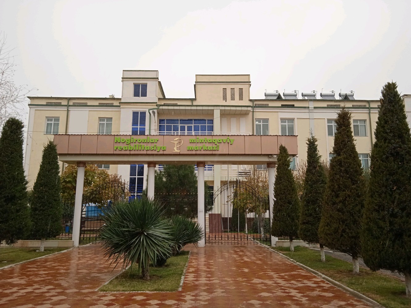 Super sexy qizlar shimlari qizil qora porloq