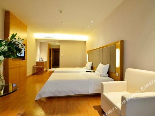 Гостиница Ji Hotel Wuhan Guanggu Software Park Branch в Ухане