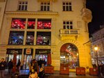 Beer Theatre Pravda (ploshcha Rynok, 32), bar, pub