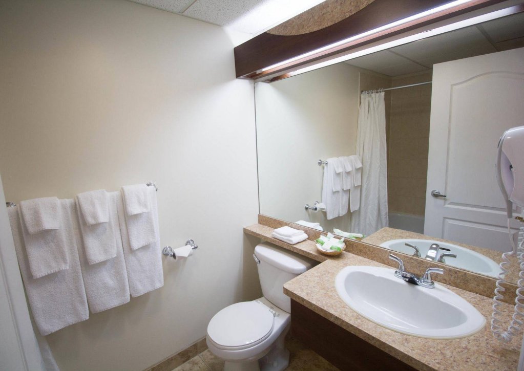 Фото Hotel Marineau Shawinigan