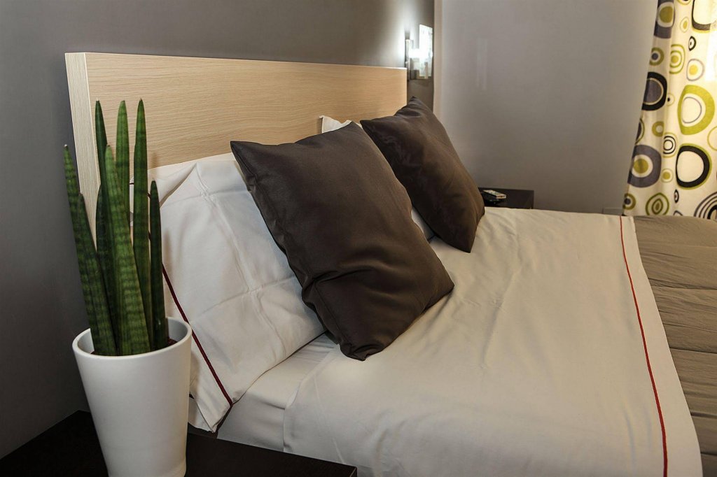 Фото H Rooms Boutique Hotel