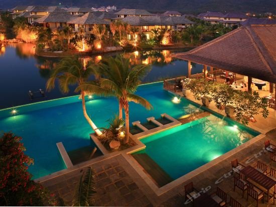 Фото Yalong Bay Villas and SPA