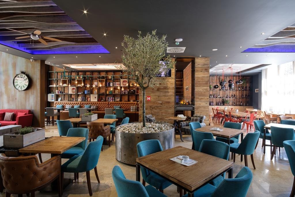 Фото отеля 3