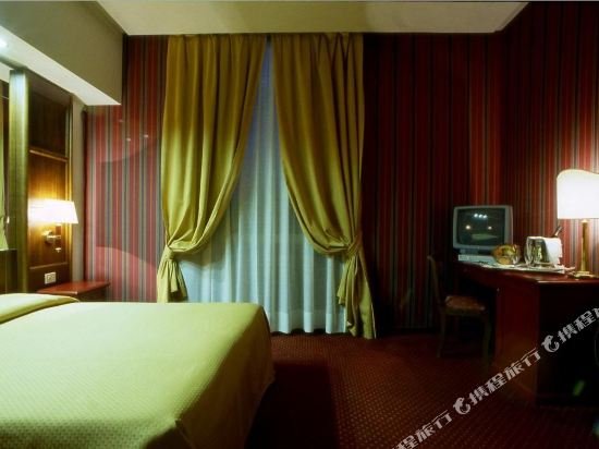 Фото Atlante Garden Hotel