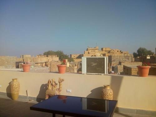Гостиница Hotel Himmat Niwas в Джайсалмере