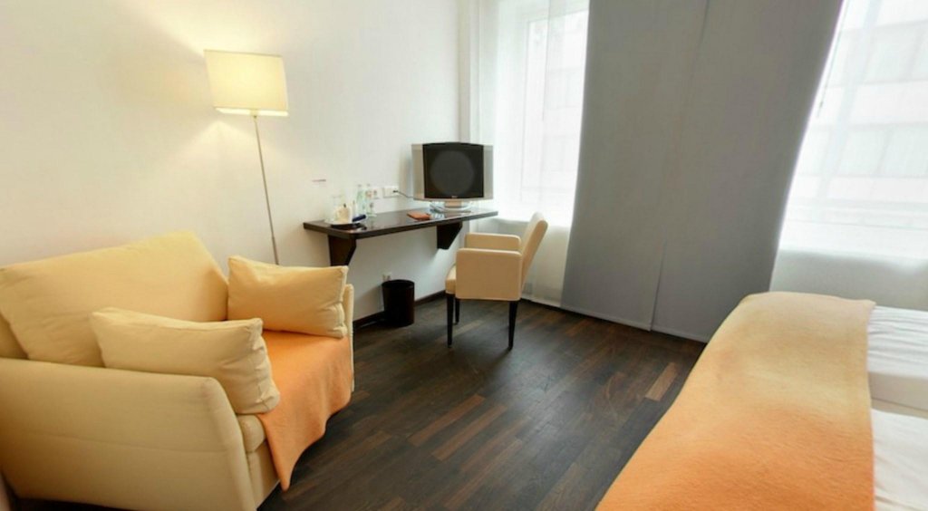 Фото Helvetia Hotel Munich City Center