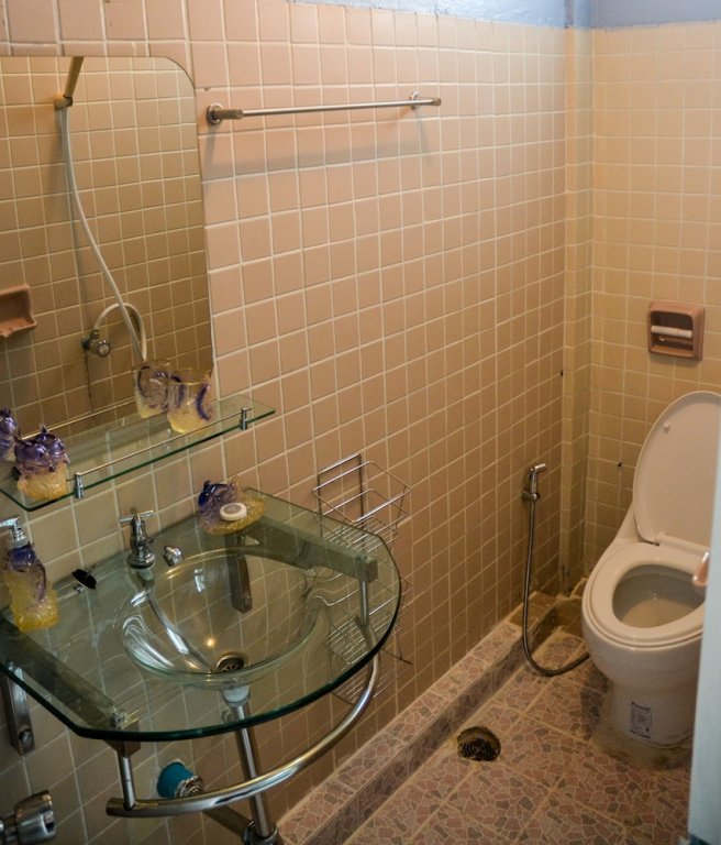 Фото Zen Rooms Anna Residence