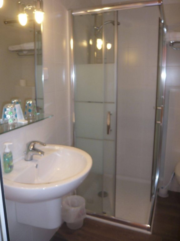 Фото Hotel Parisien