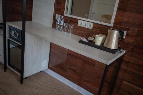 Фото B Hotel Bishkek