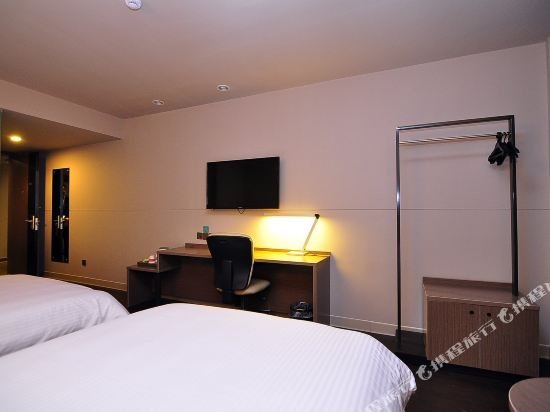 Фото Microtel by Wyndham Kunming City Center