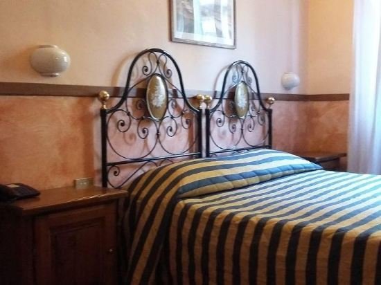 Фото Hotel Monica