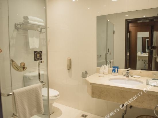 Фото 108714615040