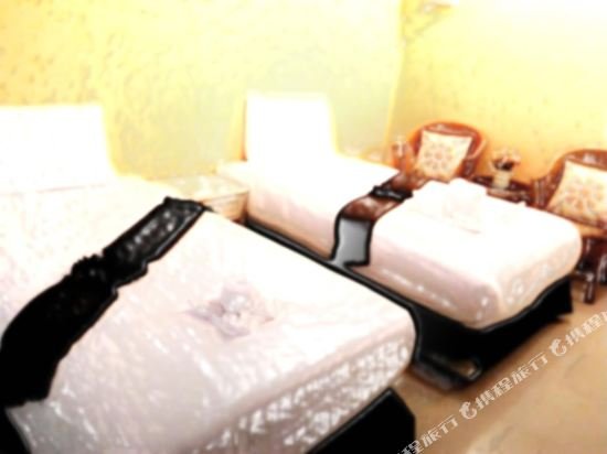 Фото Ploy-Plu Residence