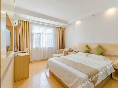 Гостиница GreenTree Inn HeFei South High-Speed Railway Station BaoHe Avenue Baohe District Government Hotel в Аньхое