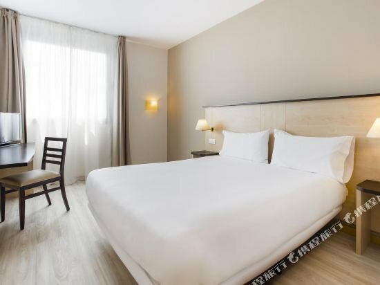 Гостиница B&b Hotel Madrid Pinar de las Rozas в Лас-Росасе-де-Мадриде