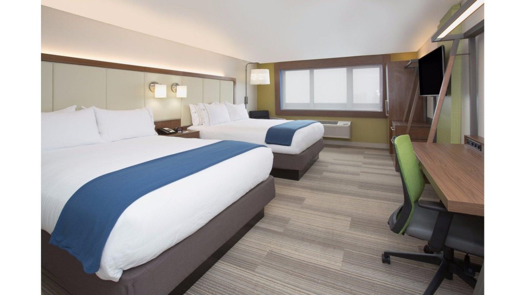 Фото Holiday Inn Express & Suites Dallas-Frisco NW Toyota Stdm