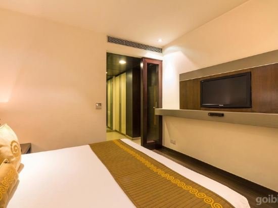 Фото Shervani Hotel Nehru Place