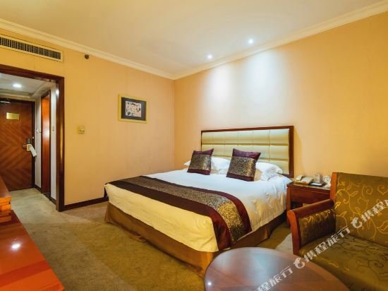 Фото Jiangsu Hotel