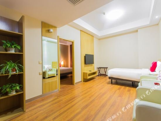 Фото Ibis Lanzhou Hi-Tech Dev Zone