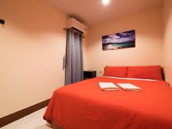 Фото Walking Street Guest House