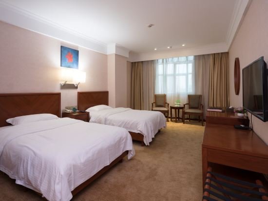 Фото GreenTree Inn Dongguan Houjie Business Hotel