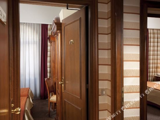 Фото Hotel Mascagni Roma