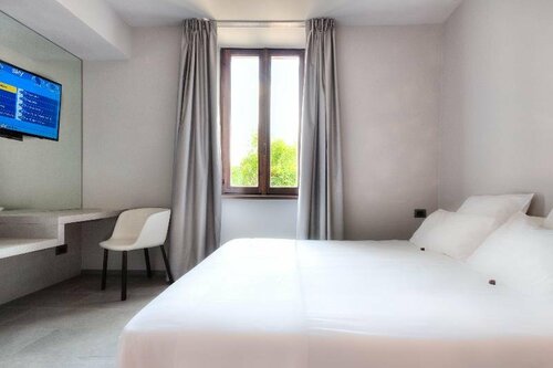 Внешний вид отеля Le Funi Hotel в Бергамо, фото 2