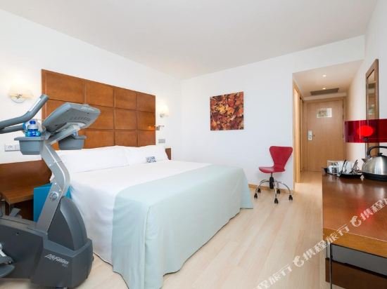 Фото Hotel Zentral Ave