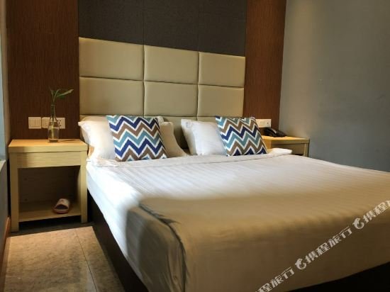 Фото Hotel Mustika Gajah Mada