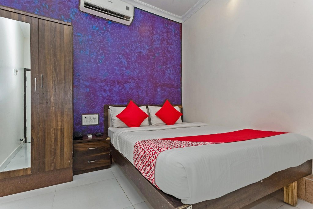 Фото Oyo 24416 The United Hotel