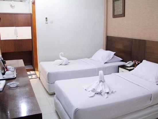 Фото Hotel Wisata Baru