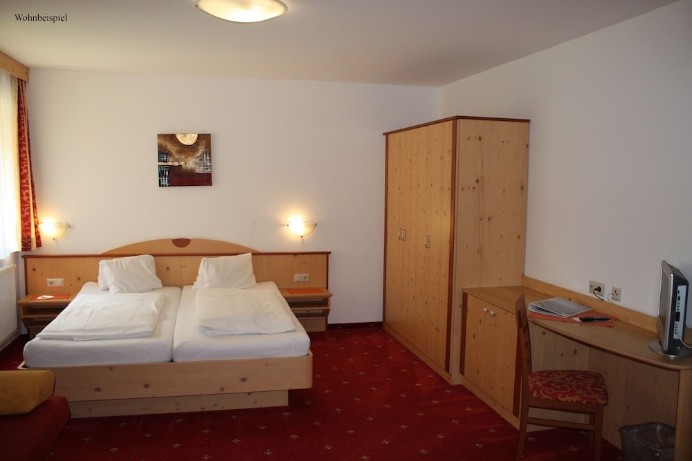 Фото Hotel Hubertus