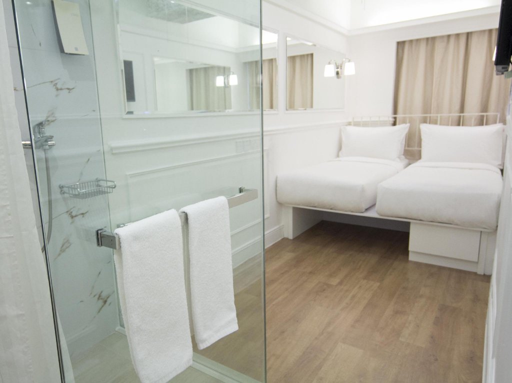 Фото Mini Hotel Causeway Bay Hong Kong