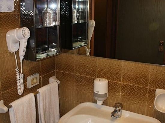 Фото Ibis Styles Palermo