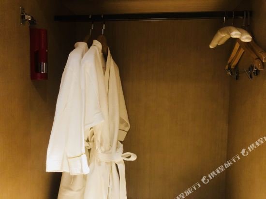 Фото The Hotel V Confucius Temple