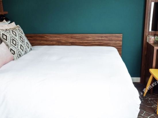 Фото Linden Hotel