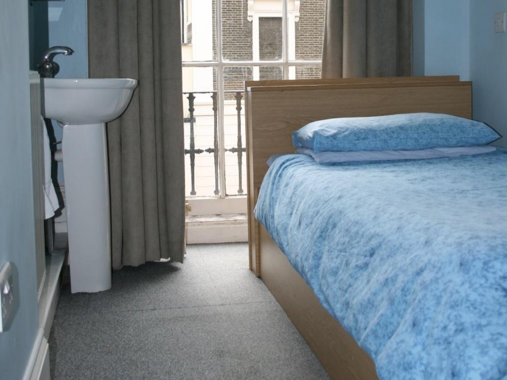 Фото Lse Passfield Hall - Campus Accommodation