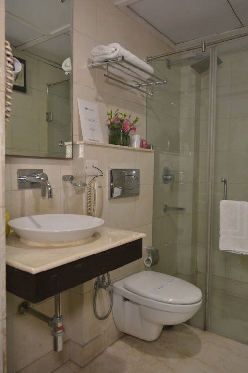 Фото Hotel Rockland Panchsheel Enclave