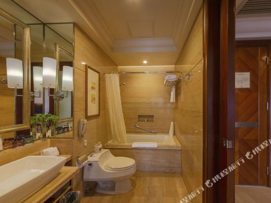 Фото Dongjiao State Guest Hotel